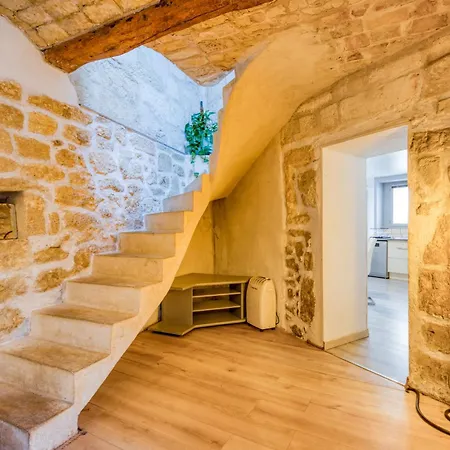 Maison De Village De 80m2 *