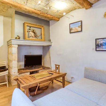 Maison De Village De 80m2 *